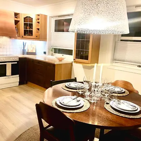 Fjord Bliss - Free Parking Holiday home *