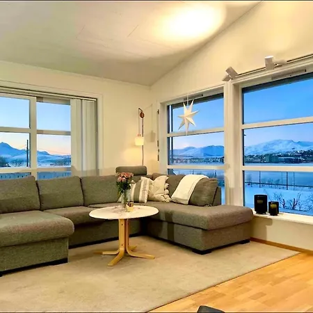 Fjord Bliss - Free Parking Holiday home Tromso